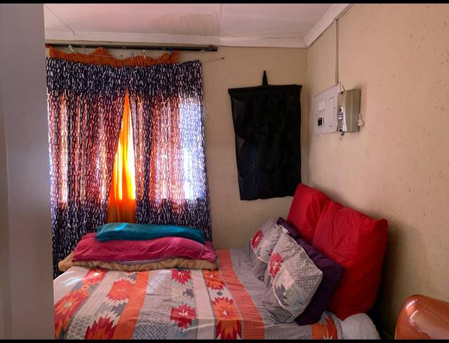 1 BEDROOM APARTMENT FOR SALE IN RANDFONTEIN CENTRAL